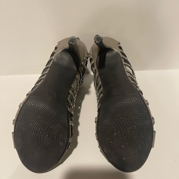 Madeline Girl Corey Bootie Heels - Picture 5 of 6